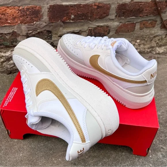 Nike Court Vision Alta White Metallic Gold Leather Platform Shoe Womens 10 NEW - Picture 6 of 12